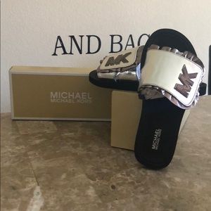 Michael kors slides